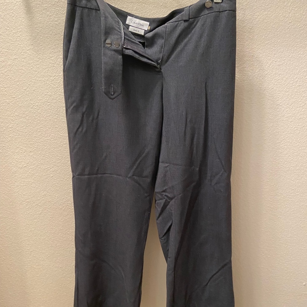 Calvin Klein ankle cut gray pants